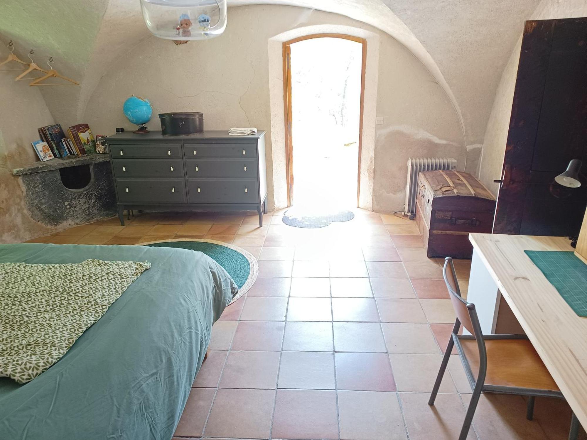 Chambre Ou Gite Dans Une Maison De Montagne - De Suzon A Zelie Entraigues  Zimmer foto
